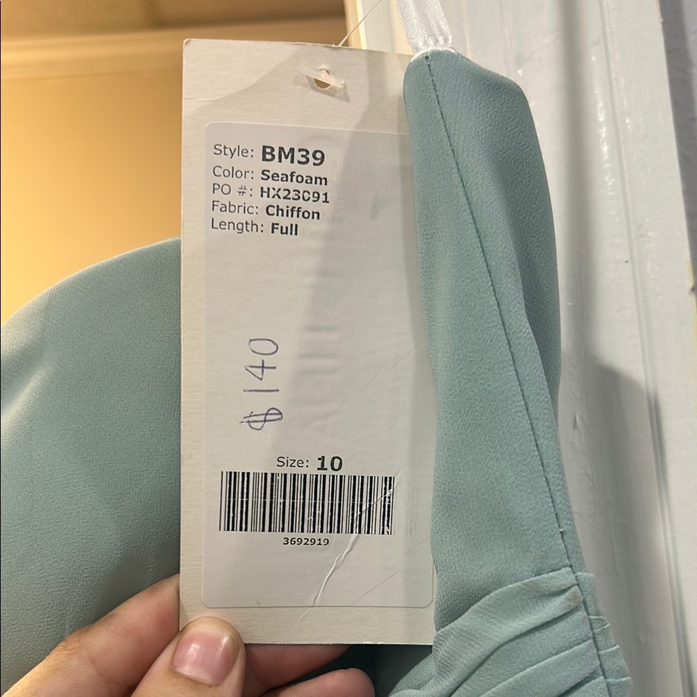 Elegant Strapless Chiffon Dress